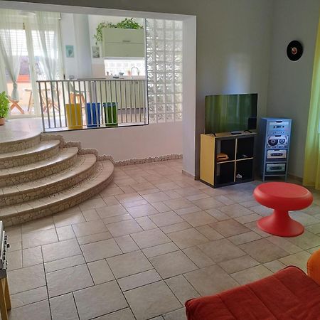 Appartamento Fronte Mare Con Parcheggio Privato Pescara Kültér fotó